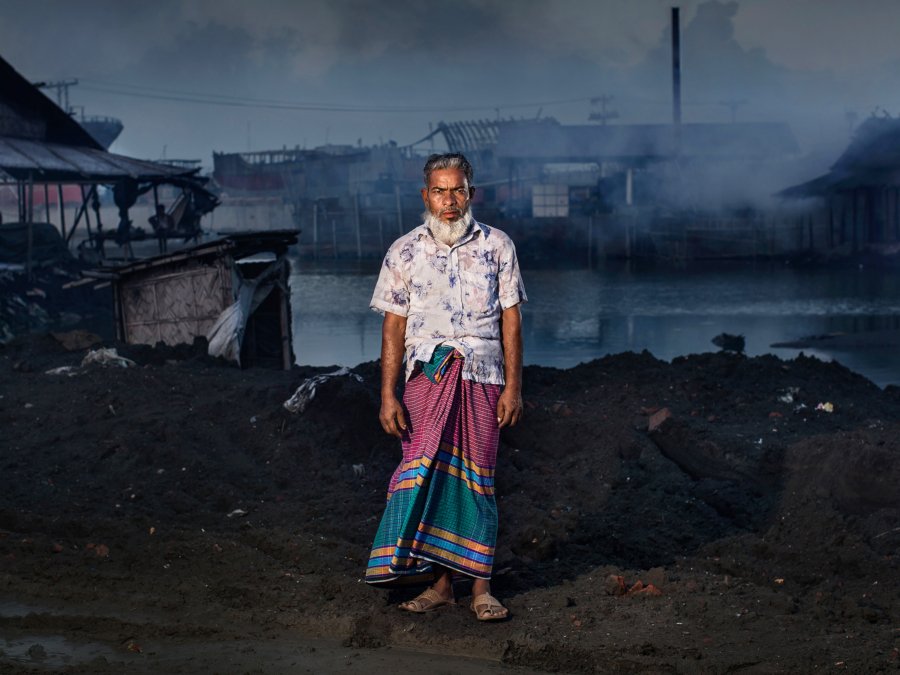 Černé slzy, Bangladesh, 2016