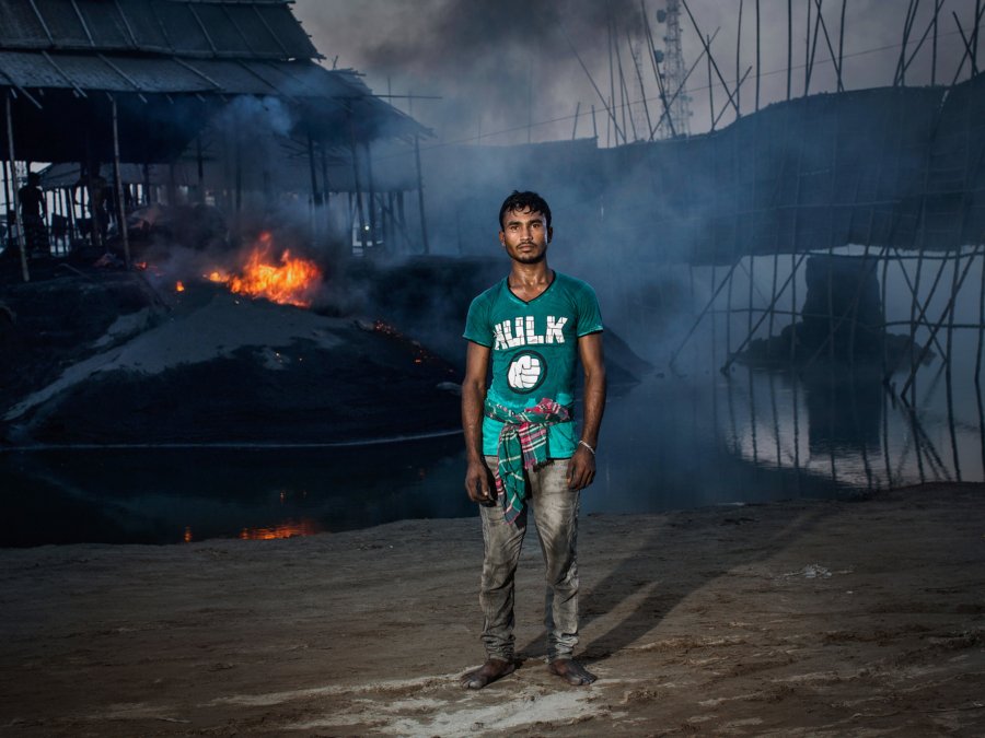 Černé slzy, Bangladesh, 2016